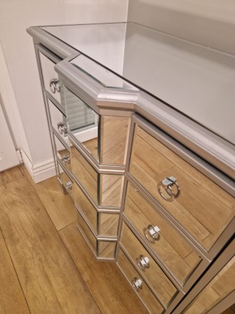 komoda glamour lustrzana 1.jpg