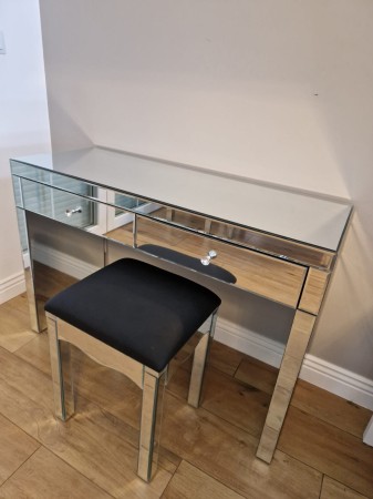 toaletka lustrzana glamour 1.jpg