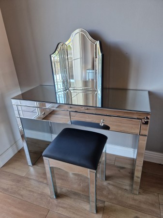 toaletka lustrzana glamour.jpg