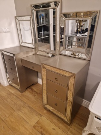 Toaletka z lustrami glamour szampańska 4.jpg
