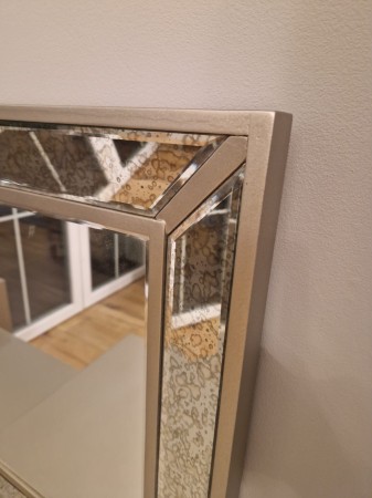 Toaletka z lustrami glamour szampańska 2.jpg