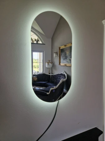 Lustro owalne led