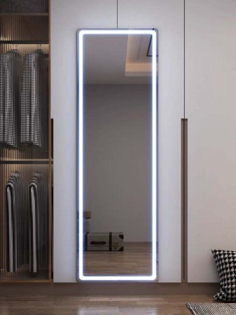 lustro stojące led 3.jpg